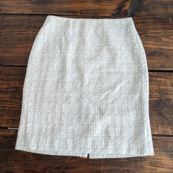Talbots Petites Neutral Tweed Skirt Sz 2 - Picture 1 of 8